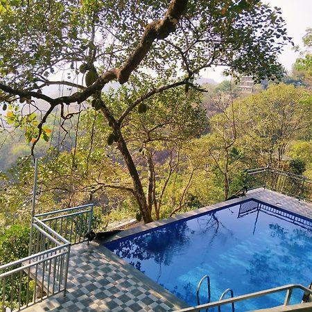 Sunset Valley Kerala Pool Resort - Serene Natural Forest Cottage Stay In Idukki With Sunrise & Sunset Panoramas, Natural Streams & Tranquil Summer Evenings Pīrmed Εξωτερικό φωτογραφία