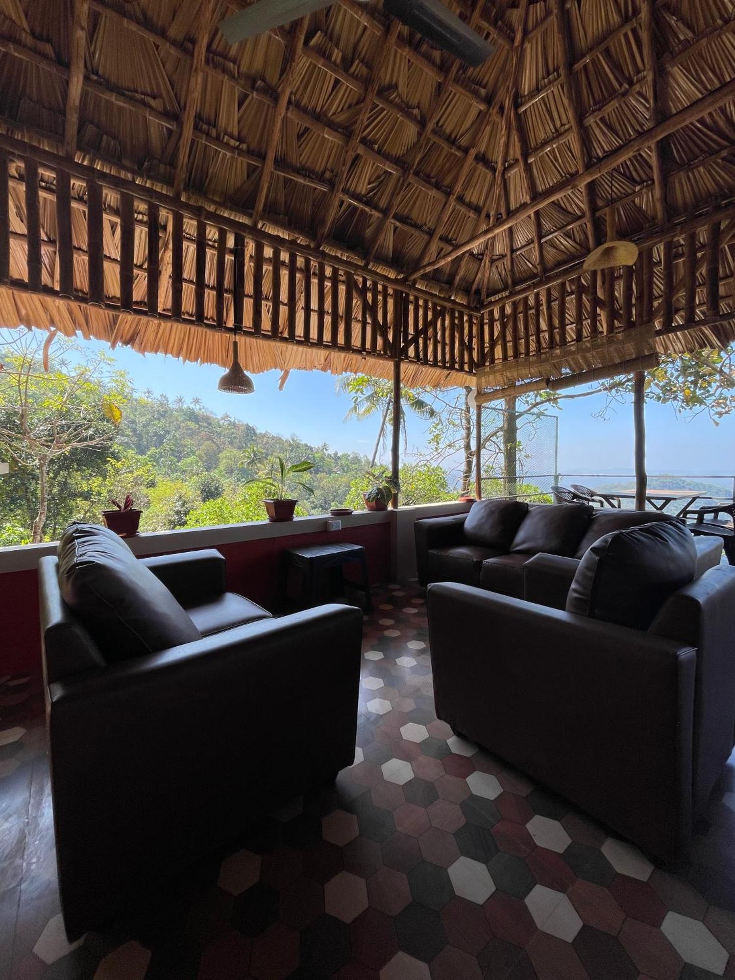 Sunset Valley Kerala Pool Resort - Monsoon Forest Cottage Stay In Idukki With Private Waterfalls, Natural Streams & Breathtaking Views Pīrmed Εξωτερικό φωτογραφία