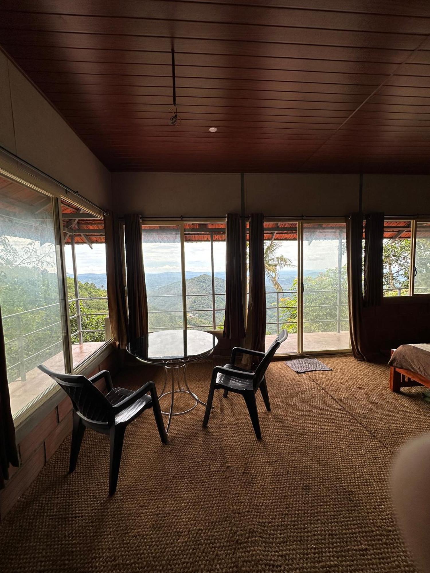 Sunset Valley Kerala Pool Resort - Serene Natural Forest Cottage Stay In Idukki With Sunrise & Sunset Panoramas, Natural Streams & Tranquil Summer Evenings Pīrmed Εξωτερικό φωτογραφία