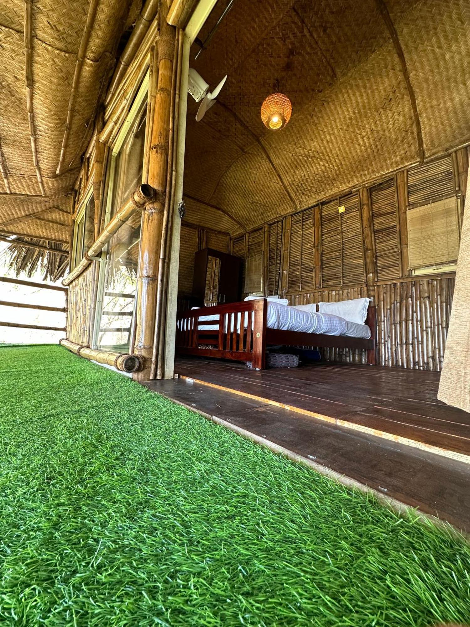 Sunset Valley Kerala Pool Resort - Serene Natural Forest Cottage Stay In Idukki With Sunrise & Sunset Panoramas, Natural Streams & Tranquil Summer Evenings Pīrmed Εξωτερικό φωτογραφία