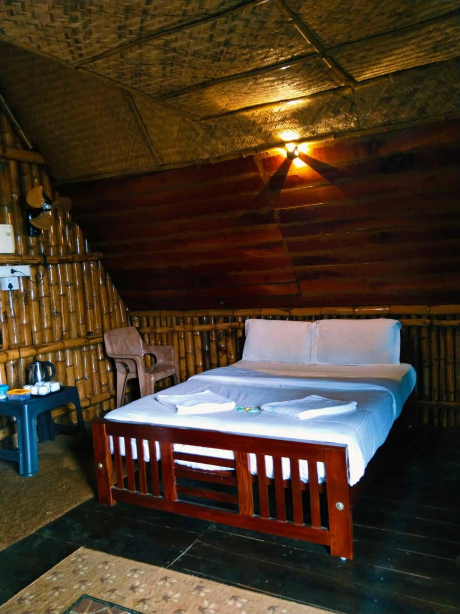 Sunset Valley Kerala Pool Resort - Serene Natural Forest Cottage Stay In Idukki With Sunrise & Sunset Panoramas, Natural Streams & Tranquil Summer Evenings Pīrmed Εξωτερικό φωτογραφία