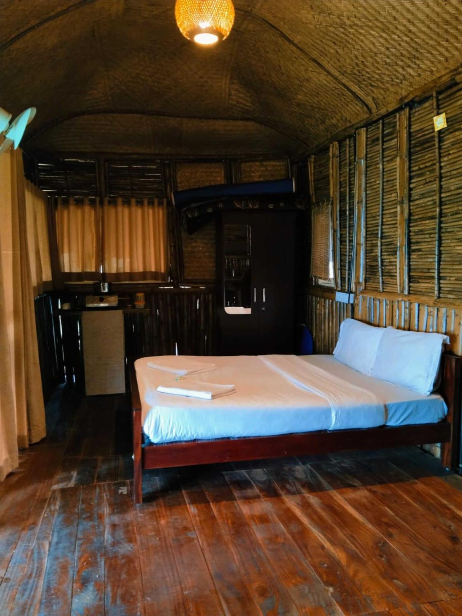 Sunset Valley Kerala Pool Resort - Monsoon Forest Cottage Stay In Idukki With Private Waterfalls, Natural Streams & Breathtaking Views Pīrmed Εξωτερικό φωτογραφία