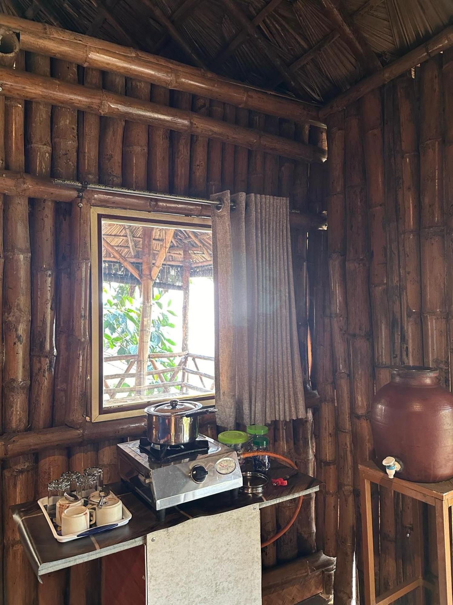 Sunset Valley Kerala Pool Resort - Serene Natural Forest Cottage Stay In Idukki With Sunrise & Sunset Panoramas, Natural Streams & Tranquil Summer Evenings Pīrmed Εξωτερικό φωτογραφία
