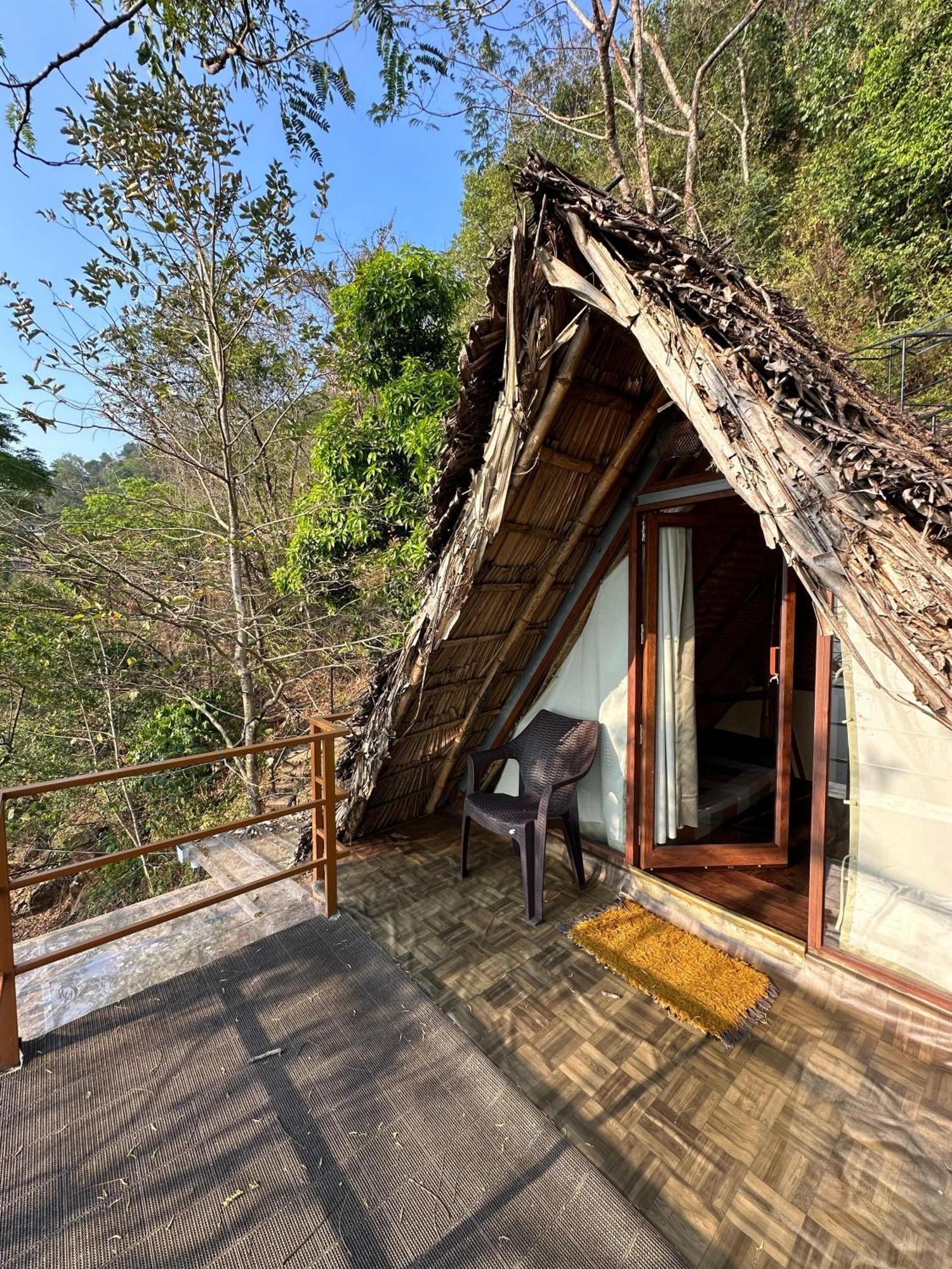 Sunset Valley Kerala Pool Resort - Monsoon Forest Cottage Stay In Idukki With Private Waterfalls, Natural Streams & Breathtaking Views Pīrmed Εξωτερικό φωτογραφία