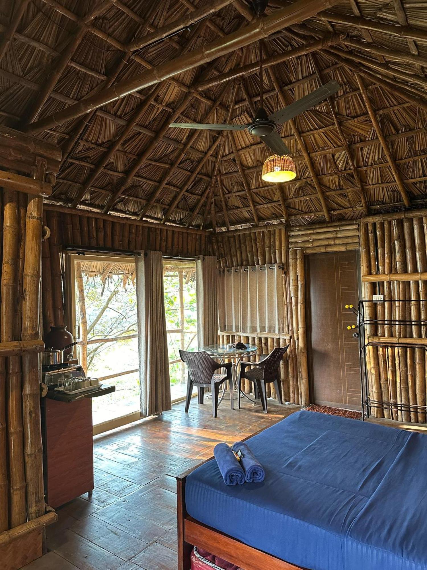 Sunset Valley Kerala Pool Resort - Serene Natural Forest Cottage Stay In Idukki With Sunrise & Sunset Panoramas, Natural Streams & Tranquil Summer Evenings Pīrmed Εξωτερικό φωτογραφία