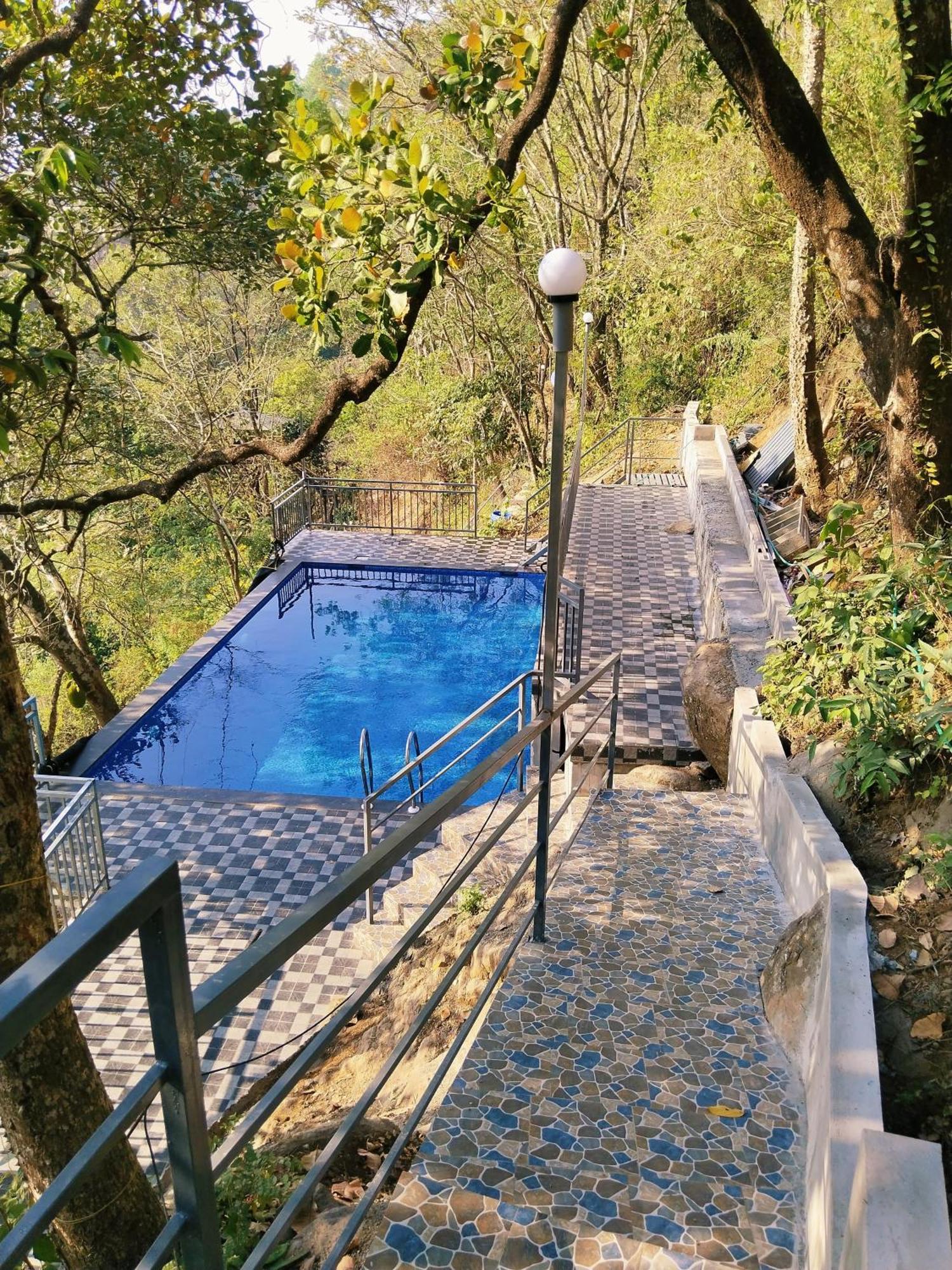 Sunset Valley Kerala Pool Resort - Serene Natural Forest Cottage Stay In Idukki With Sunrise & Sunset Panoramas, Natural Streams & Tranquil Summer Evenings Pīrmed Εξωτερικό φωτογραφία